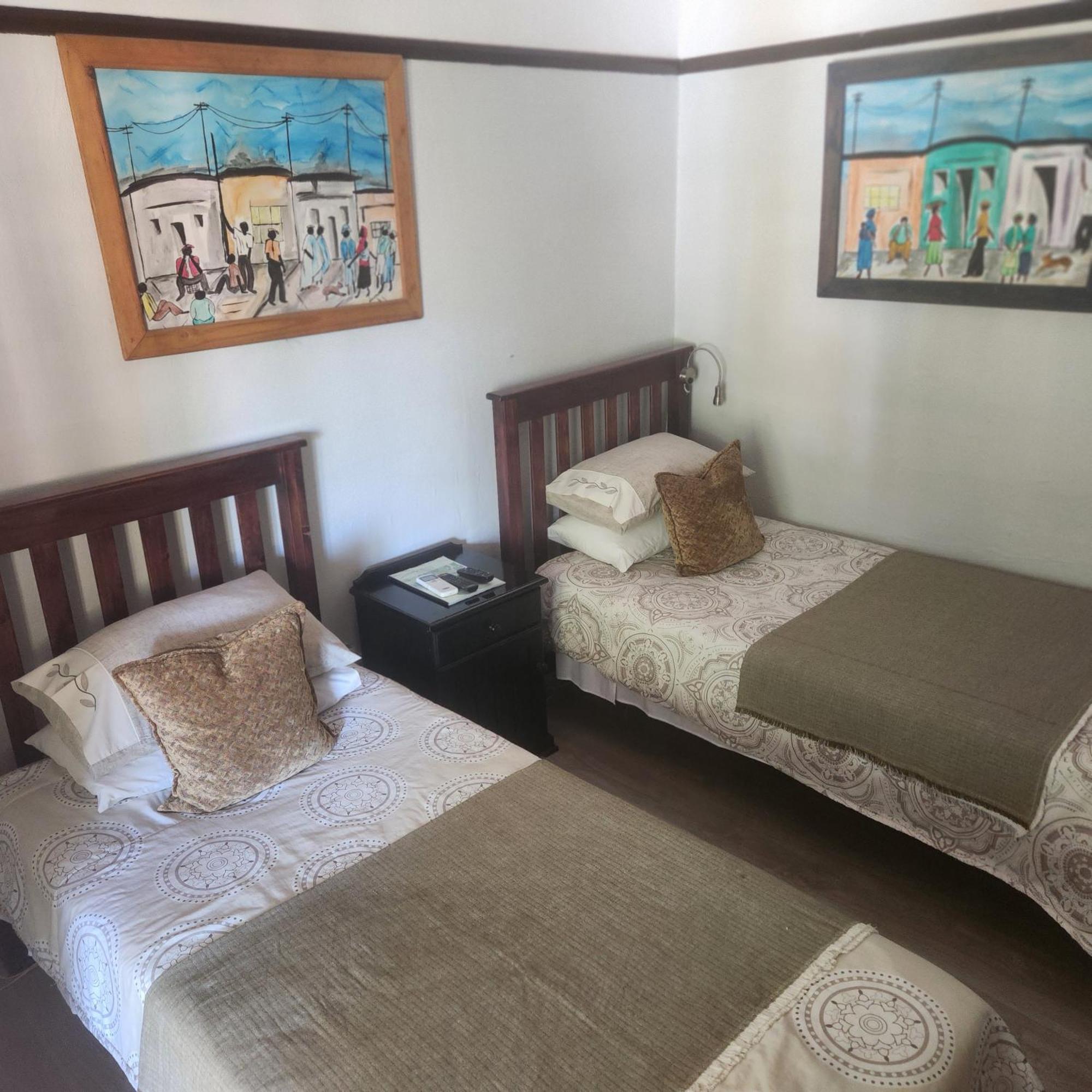 Beit Shalom Before Known As Best Little Guesthouse Oudtshoorn Bagian luar foto
